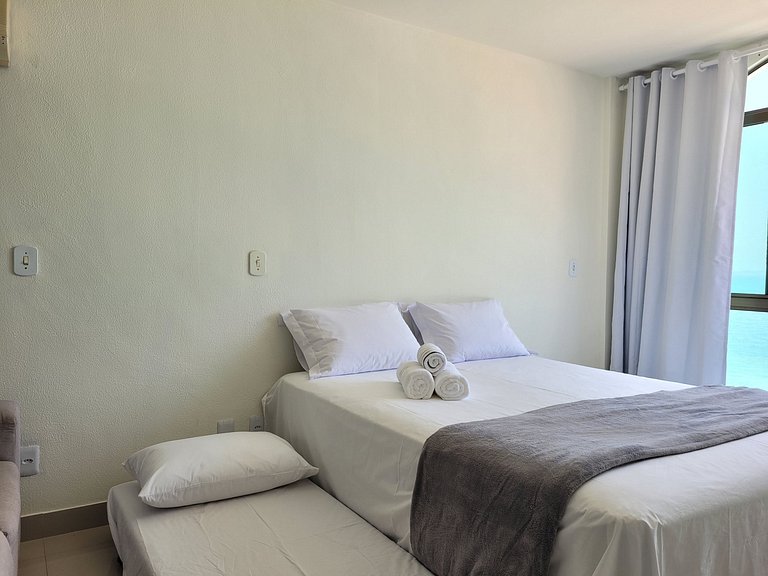 Loft Solar da Prainha - Cama Queen e vista do mar